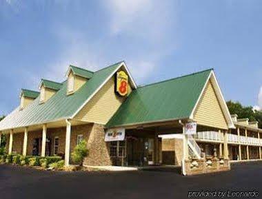 Hotel Super 8 By Wyndham Kingston Exterior foto