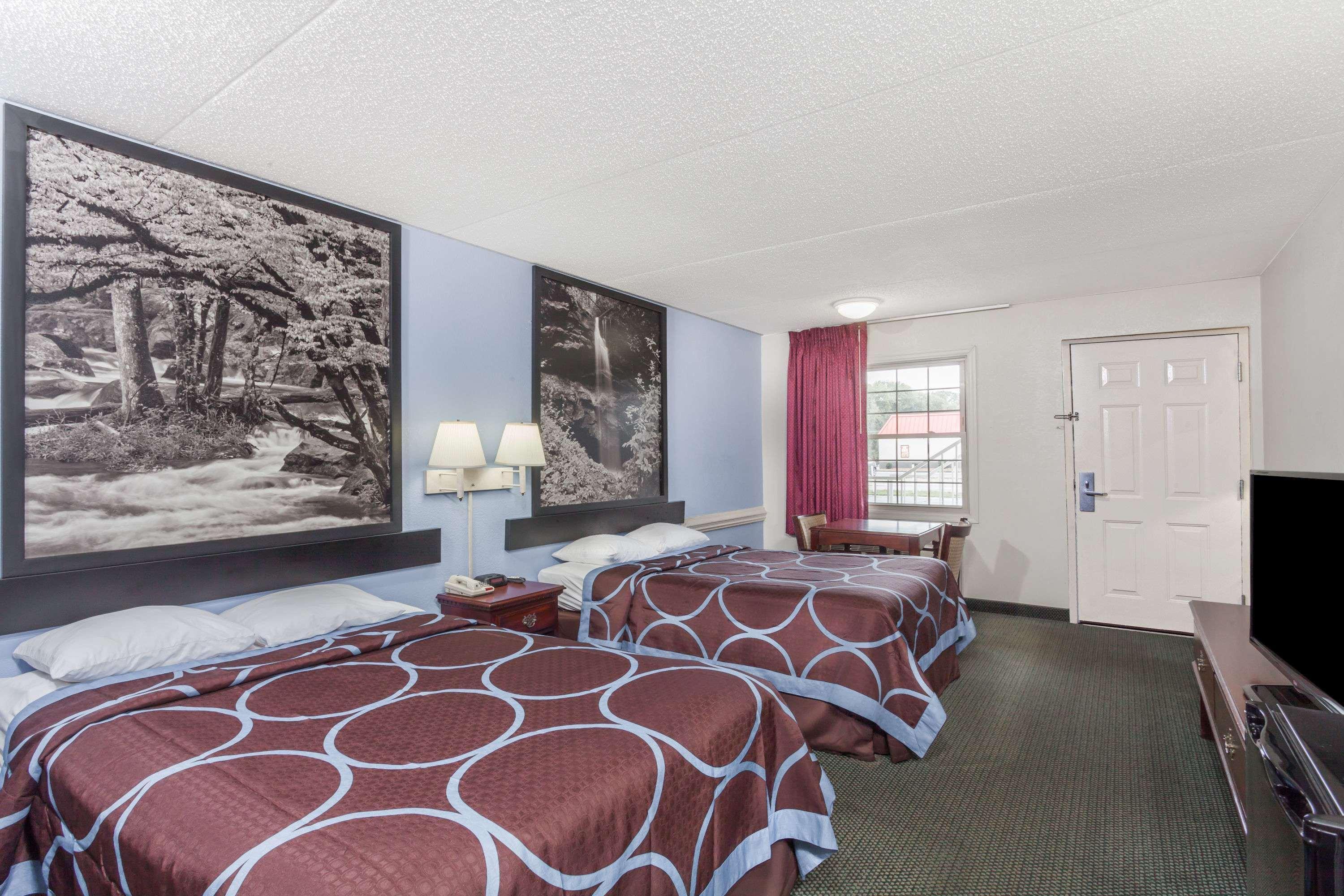 Hotel Super 8 By Wyndham Kingston Exterior foto